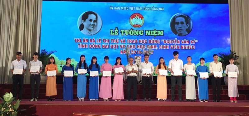Thêm 30 sinh viên vinh dự nhận học bổng Nguyễn Văn Ký