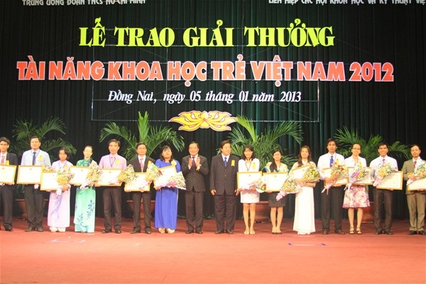 Tài năng Khoa học trẻ Việt Nam