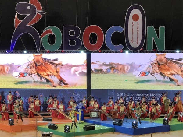LH – WAO chinh phục giải thưởng của Hội đồng ABU Robocon 2019