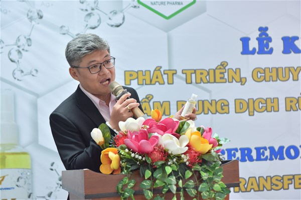 Và theo chia sẻ của Ông Trần Minh Thanh - Chủ tịch HĐTV Cty TNHH Dược phẩm Tâm Nhất với lô hàng đầu tiên lượng cung không đủ cầu.