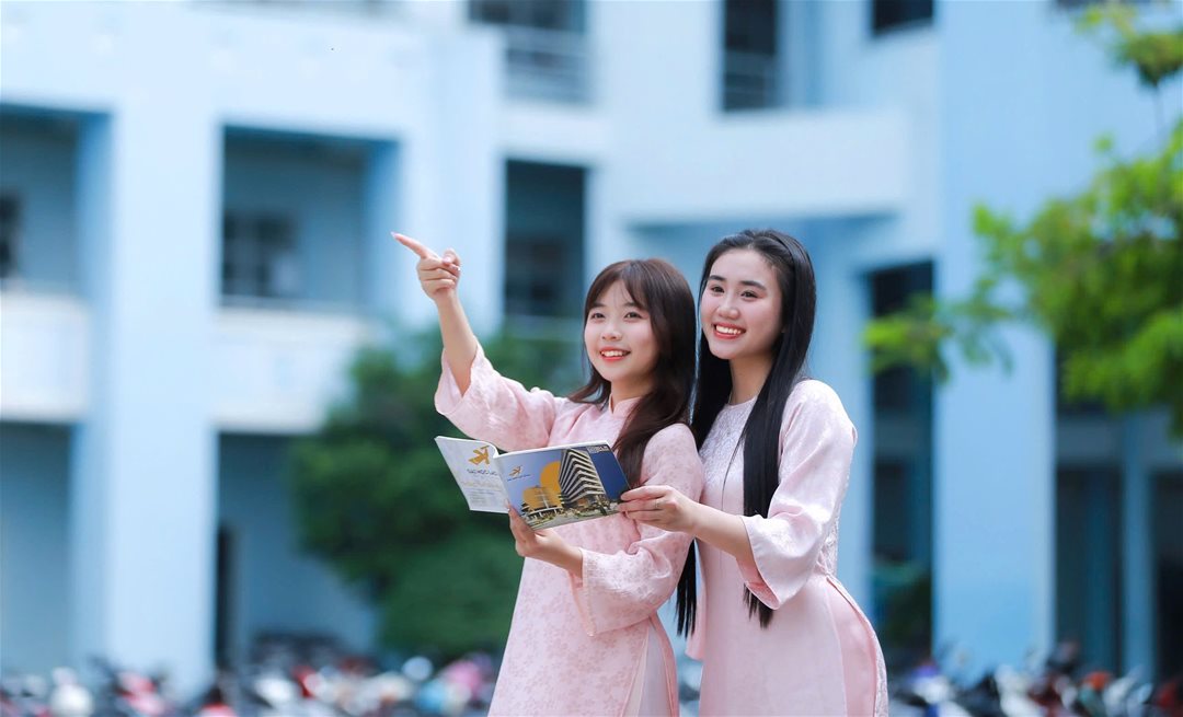 Các loại học bổng đều được duy trì để hỗ trợ các bạn sinh viên.