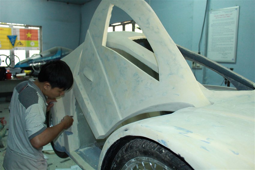 Carbon - The experts in innovative body shell repair